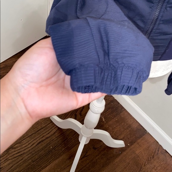 Lululemon Jacket - Picture 4 of 4